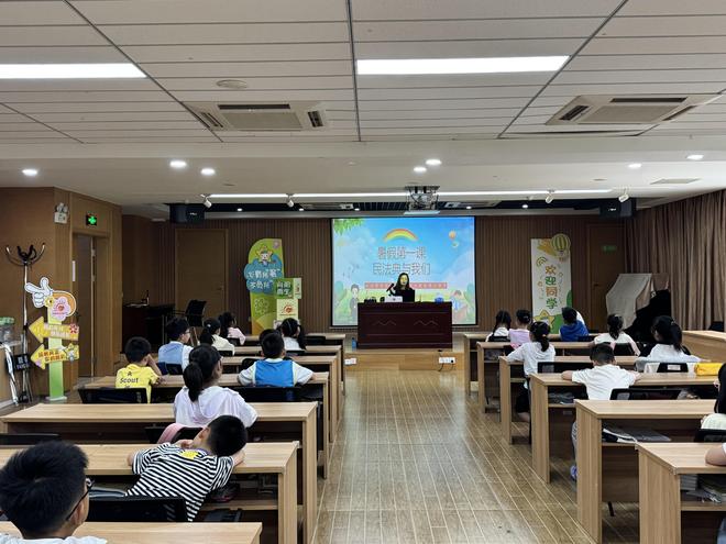 苏州科技城：开展民法典进社区课程